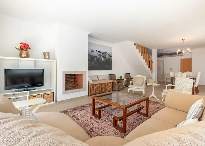 Magnifica Moradia V4 Casa de Férias *